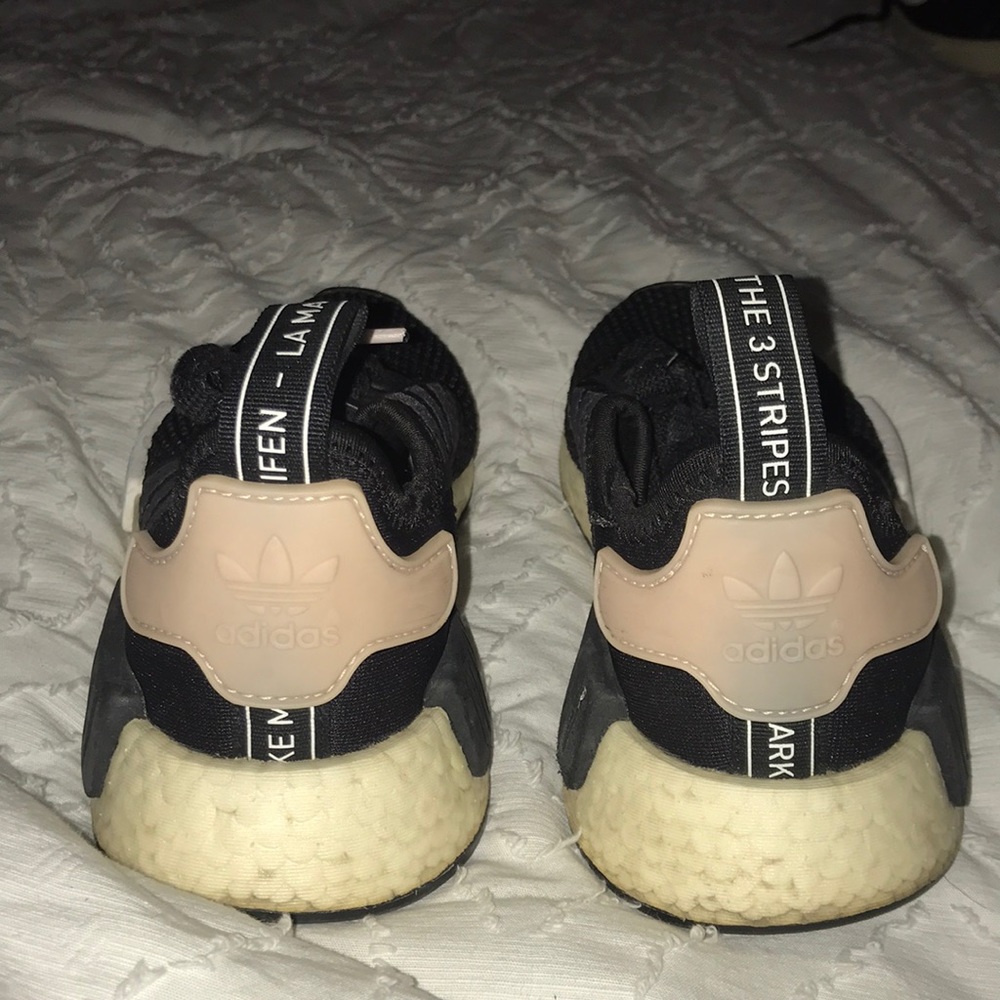 Adidas Boost - Picture 2 of 5